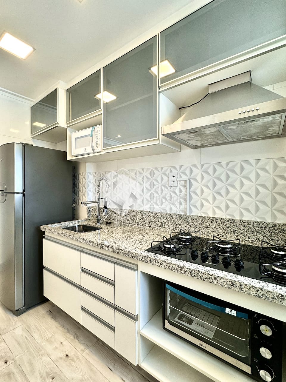 Apartamento à venda com 1 quarto, 38m² - Foto 32