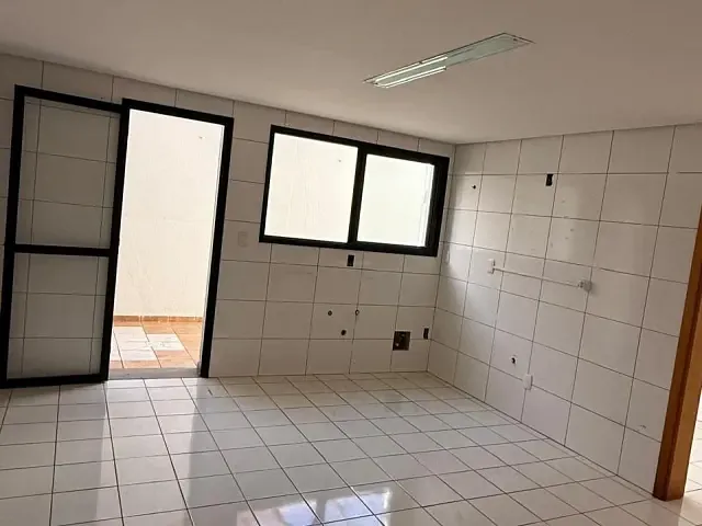 Apartamento 3 quartos e 2 banheiros, à venda, no bairro Nossa Senhora de Lourdes em Caxias do Sul
