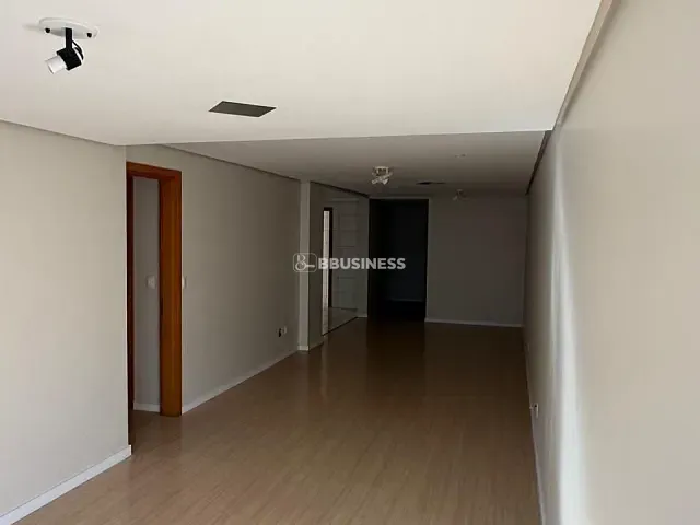 Apartamento 3 quartos e 2 banheiros, à venda, no bairro Nossa Senhora de Lourdes em Caxias do Sul