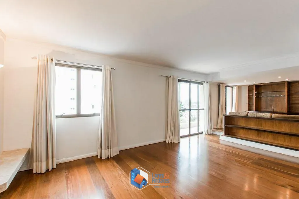 Apartamento, 3 quartos, 186 m² - Foto 1