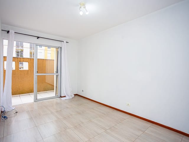 Apartamento com 70m² 2 quartos e 2 banheiros, à venda, no bairro Vista Alegre em Curitiba