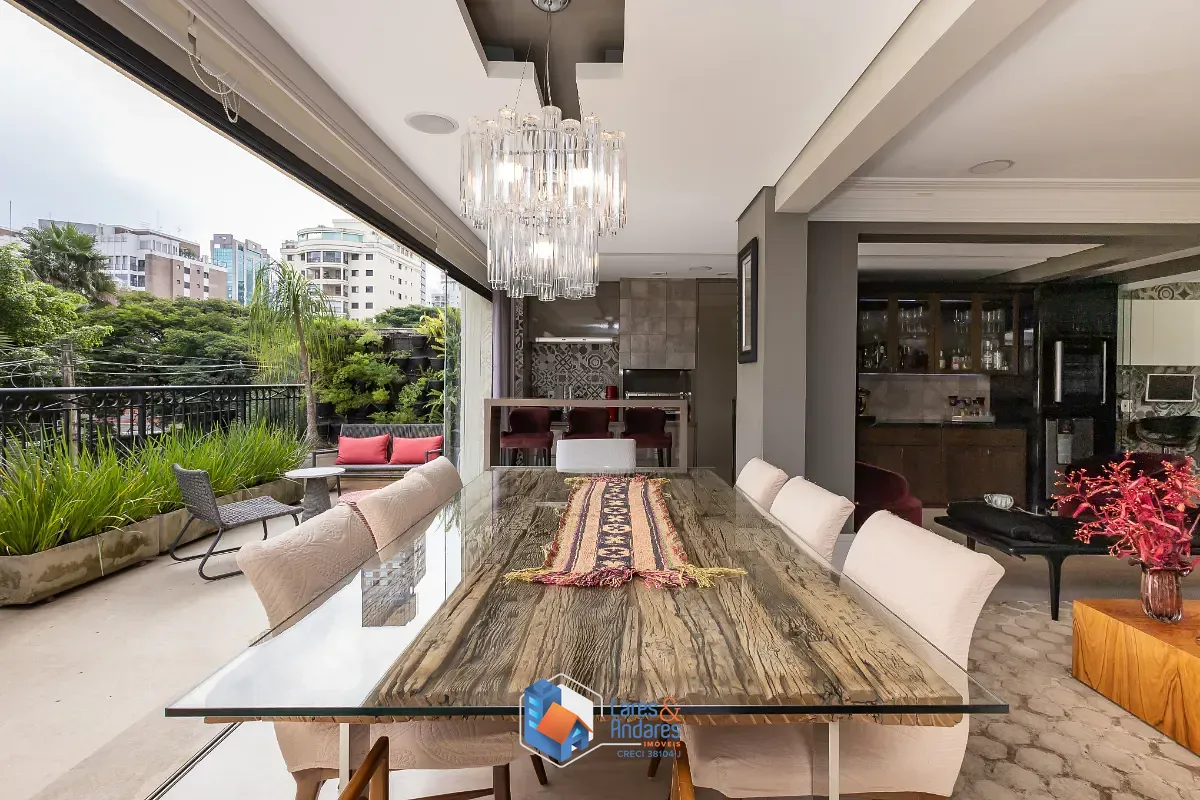 Apartamento, 4 quartos, 246 m² - Foto 1