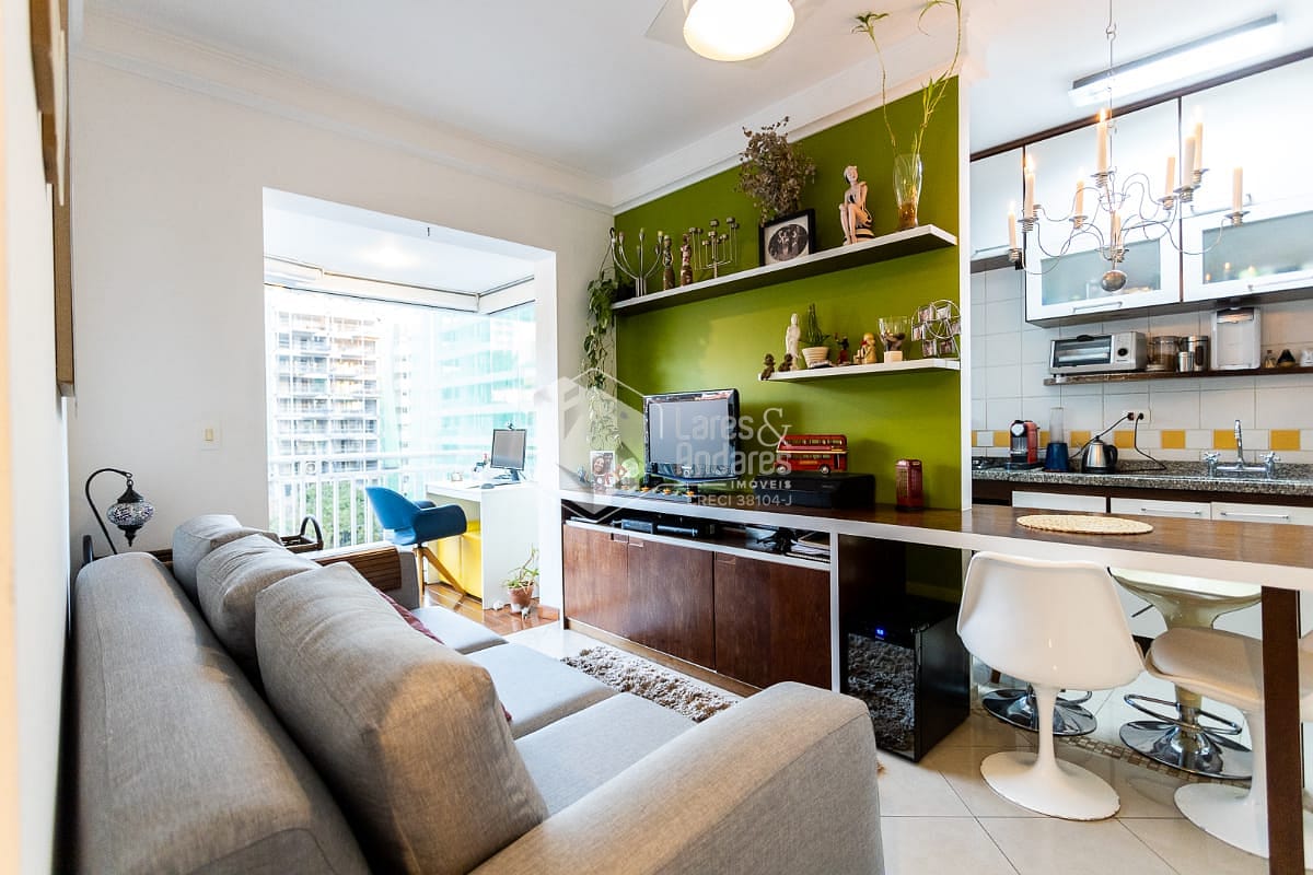 Apartamento à venda com 1 quarto, 41m² - Foto 2