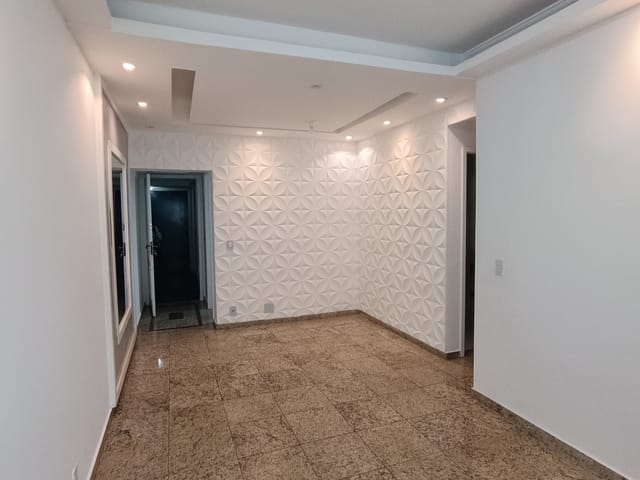 Foto do Apartamento - BARRA DA TIJUCA - LOCAÇÃO - R$3.500,00 - 3 QUARTOS, SENDO UMA SUÍTE, QUARTO COM CLOSET, VARANDA E LOCALIZAÇÃO PREVILEGIADA - CONDOMINIO BARRA BALLI | Hilmar