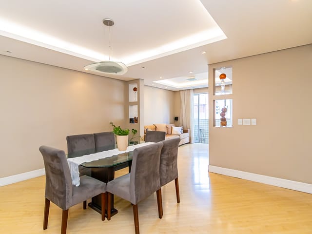 Apartamento com 170m² 4 quartos e 3 banheiros, à venda, no bairro Água Verde em Curitiba
