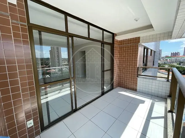 Apartamento com 167m² 4 quartos e 1 banheiro, à venda, no bairro Capim Macio em Natal