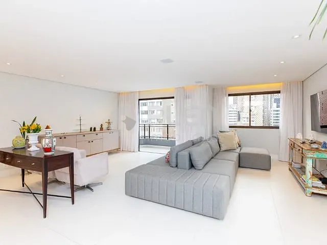 Apartamento 4 quartos e 5 banheiros, à venda, no bairro Itaim Bibi em São Paulo