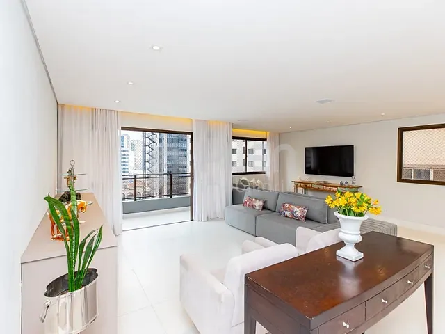 Apartamento 4 quartos e 5 banheiros, à venda, no bairro Itaim Bibi em São Paulo