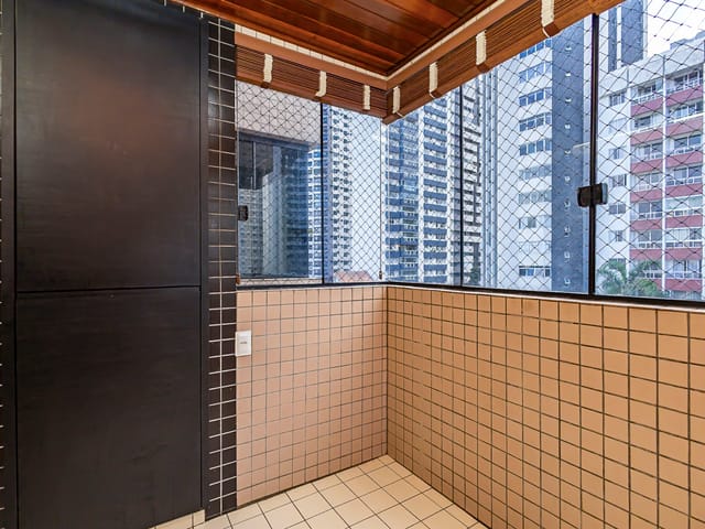 Apartamento com 107m² 2 quartos e 2 banheiros, à venda, no bairro Rebouças em Curitiba
