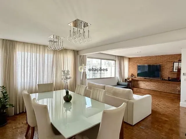 Apartamento 2 quartos e 2 banheiros, à venda, no bairro Vila Olímpia em São Paulo