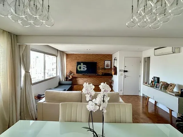 Apartamento 2 quartos e 2 banheiros, à venda, no bairro Vila Olímpia em São Paulo