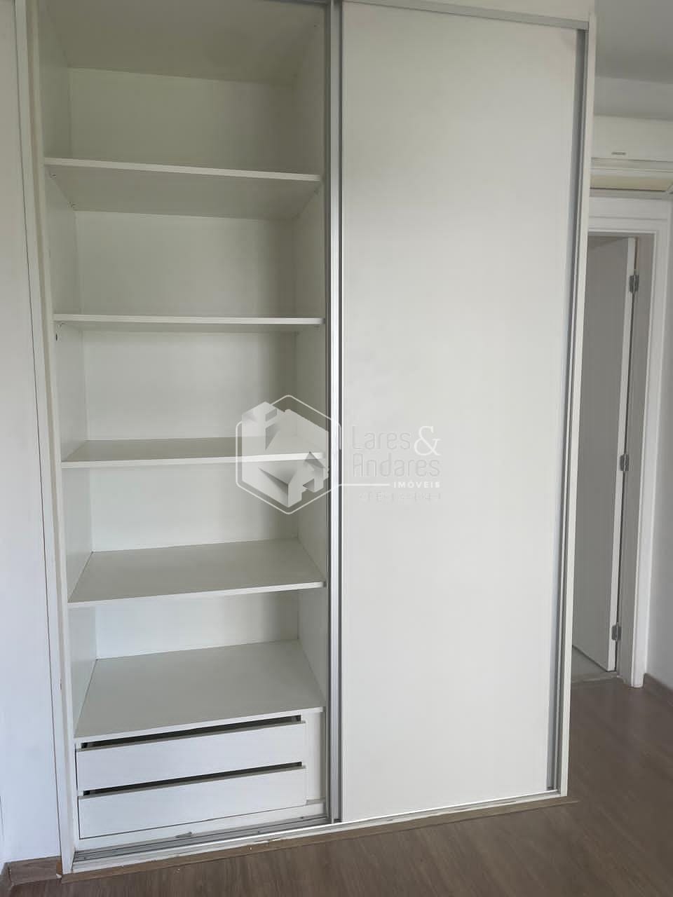 Apartamento à venda com 1 quarto, 43m² - Foto 12