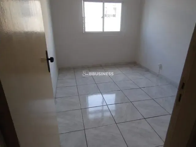Apartamento 2 quartos e 1 banheiro, para alugar, no bairro Santa Cruz Industrial em Contagem