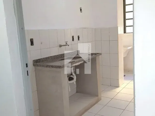 Apartamento 2 quartos e 1 banheiro, para alugar, no bairro Chácara Pai Jacó em Jundiaí