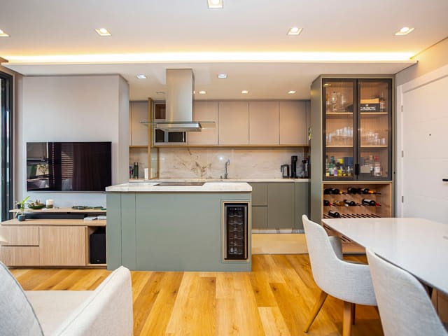 Apartamento com 93m² 2 quartos e 2 banheiros, à venda, no bairro Rebouças em Curitiba