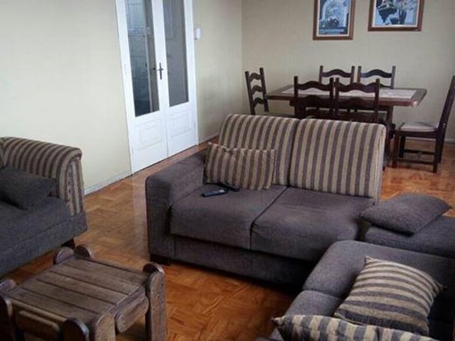Apartamento com 176m² 3 quartos e 4 banheiros, à venda, no bairro Centro em Pelotas