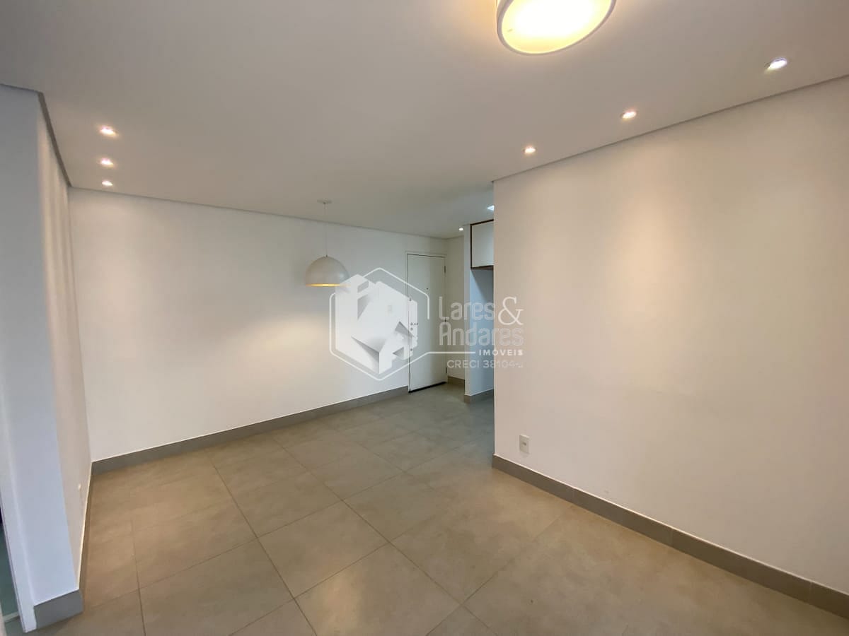 Apartamento à venda com 3 quartos, 66m² - Foto 3