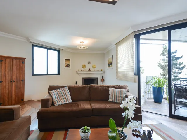 Foto do Apartamento - Apartamento para venda em Moema com 3 quartos, sendo 3 suítes, 202m² | Lares e Andares Imóveis