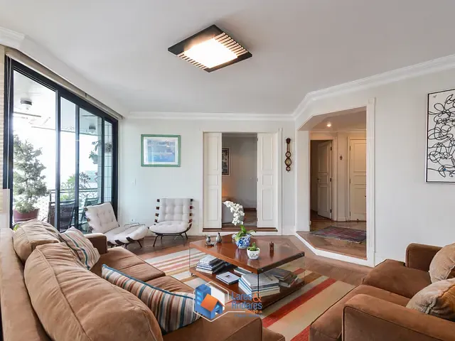 Apartamento com 202m² 3 quartos e 3 banheiros, à venda, no bairro Moema em São Paulo