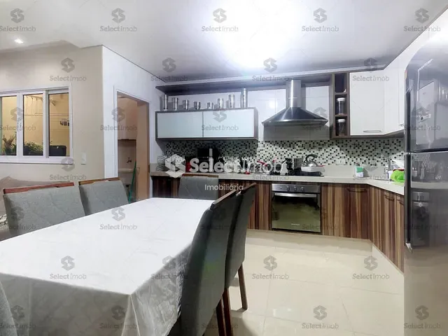 Apartamento com 60m² 2 quartos e 1 banheiro, à venda, no bairro Vila Nossa Senhora das Vitórias em Mauá