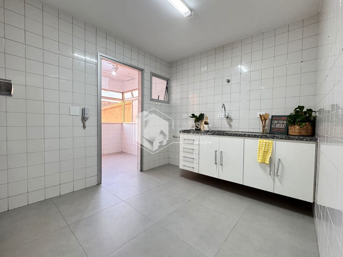 Apartamento à venda com 2 quartos, 67m² - Foto 3