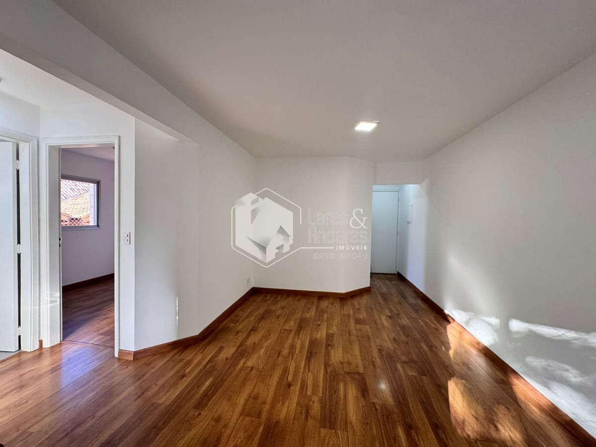Apartamento à venda com 2 quartos, 67m² - Foto 14