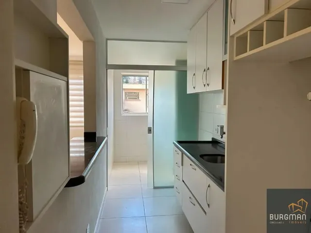 Apartamento 2 quartos e 1 banheiro, à venda, no bairro Batel em Curitiba
