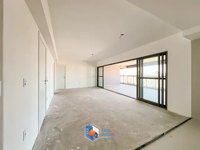 Apartamento com 180m² 3 quartos e 5 banheiros, à venda, no bairro Brooklin em São Paulo