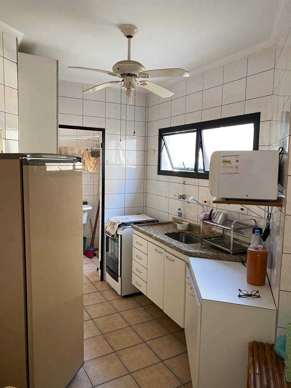 Apartamento à venda 2 dorm, 2 vagas, Vila Alzira, Guarujá, SP