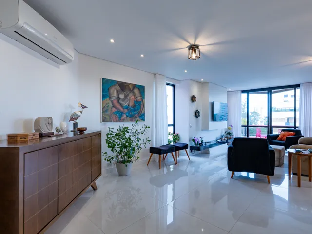 Foto do Apartamento - Apartamento para venda em Vila Suzana com 4 quartos, sendo 3 suítes, 157m² | Lares e Andares Imóveis