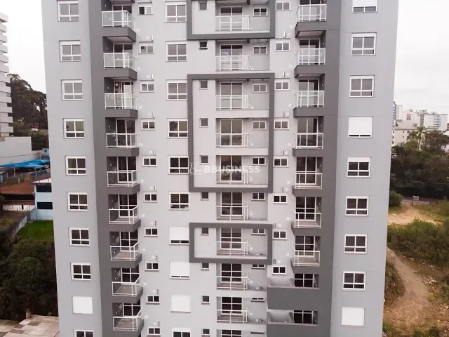 Apartamento 1 quarto e 1 banheiro, à venda, no bairro Centro em Caxias do Sul