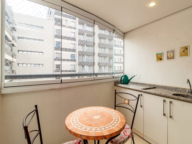 Foto do Apartamento - Apartamento tipo para venda em Moema com 2 quartos, sendo 1 suíte, 55m² | Lares e Andares Imóveis