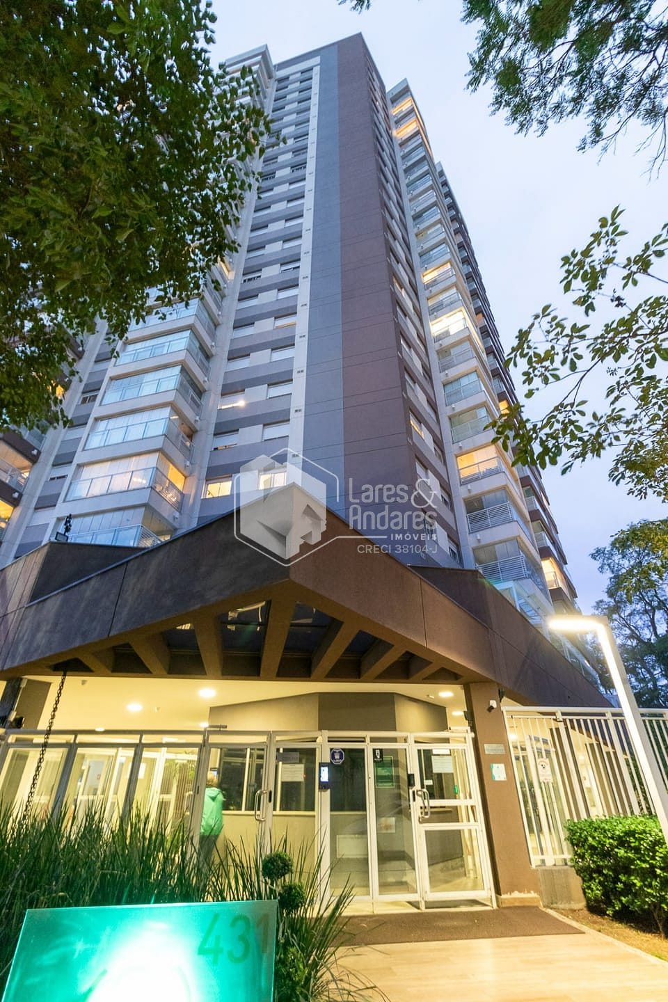 Apartamento à venda com 2 quartos, 64m² - Foto 24