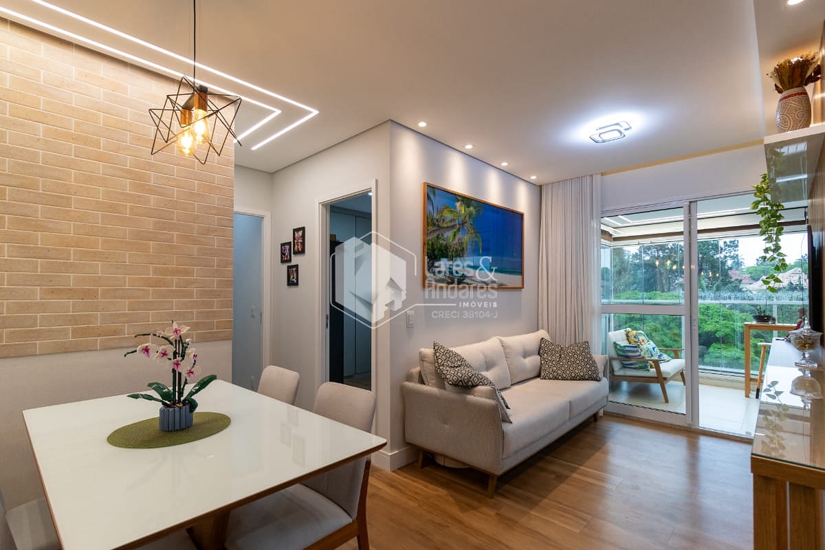 Apartamento à venda com 2 quartos, 64m² - Foto 1