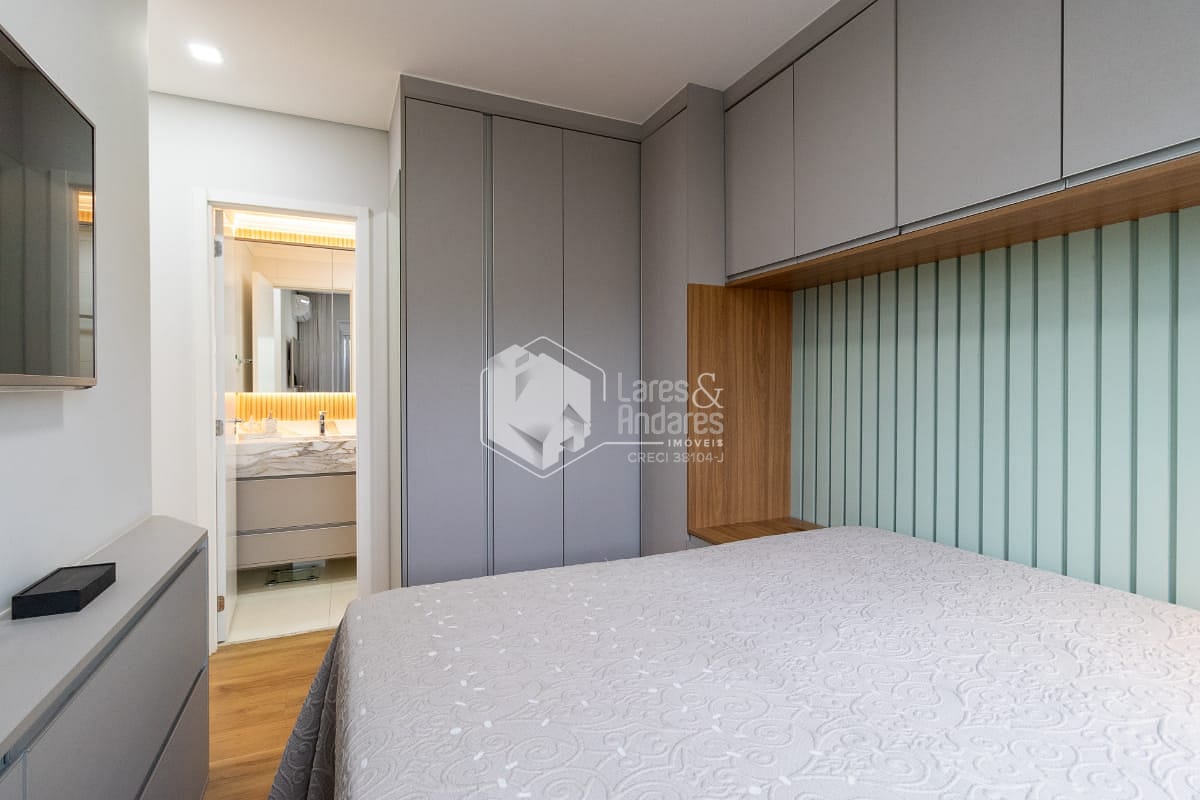 Apartamento à venda com 2 quartos, 64m² - Foto 18