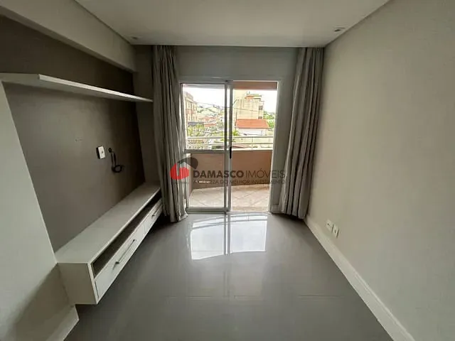 Apartamento 2 quartos e 2 banheiros, para alugar, no bairro Olímpico em São Caetano do Sul