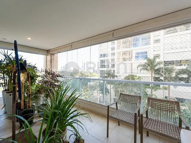 Apartamento 3 quartos e 4 banheiros, à venda, no bairro Campo Belo em São Paulo