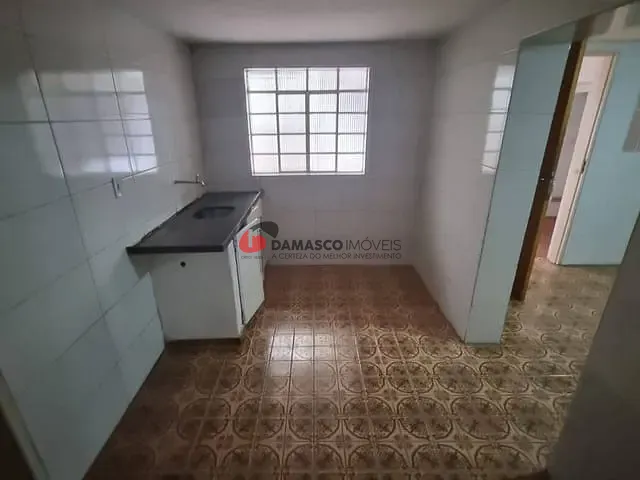 Apartamento 1 quarto e 1 banheiro, para alugar, no bairro Olímpico em São Caetano do Sul