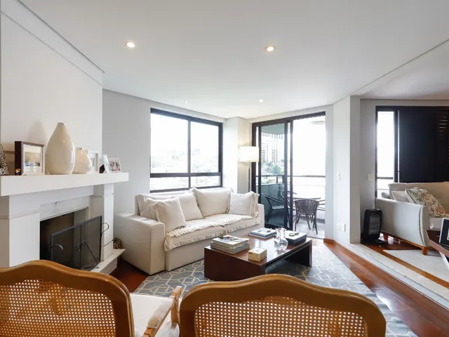 Foto do Apartamento - Apartamento para venda em Higienópolis com 3 quartos, sendo 1 suíte, 130m² | Lares e Andares Imóveis