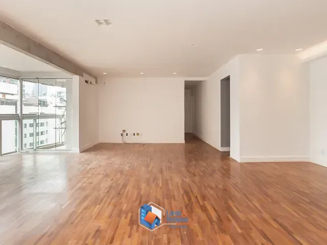 Apartamento com 124m² 3 quartos e 5 banheiros, à venda, no bairro Vila Olímpia em São Paulo