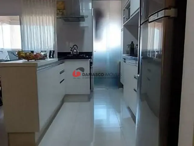 Apartamento 2 quartos e 2 banheiros, para alugar, no bairro Campestre em Santo André