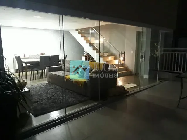 Apartamento com 168m² 3 quartos e 3 banheiros, à venda, no bairro Conjunto Residencial Trinta e Um de Marco em São José dos Campos