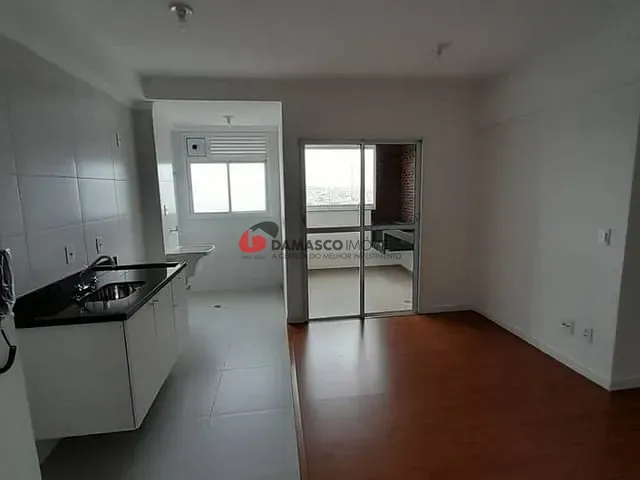 Apartamento 2 quartos e 1 banheiro, para alugar, no bairro Jardim em Santo André
