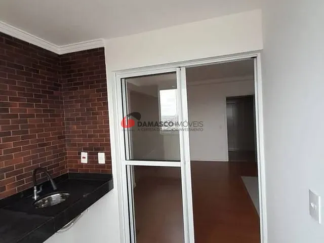 Apartamento 2 quartos e 1 banheiro, para alugar, no bairro Jardim em Santo André