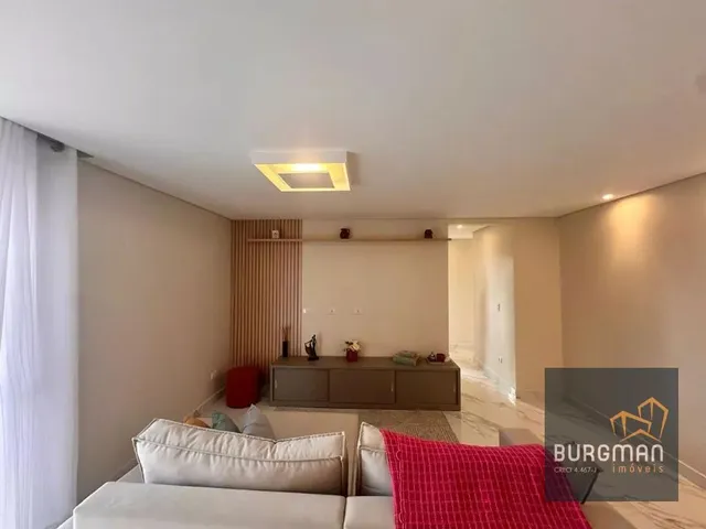 Apartamento 3 quartos e 2 banheiros, à venda, no bairro Fanny em Curitiba