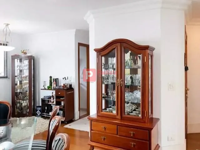 Apartamento com 250m² 3 quartos e 3 banheiros, à venda, no bairro Brooklin em São Paulo