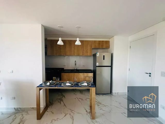 Apartamento 2 quartos e 1 banheiro, à venda, no bairro Fanny em Curitiba