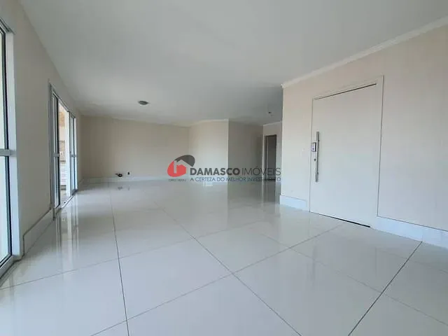 Apartamento com 242m² 4 quartos e 6 banheiros, à venda, no bairro Centro em São Caetano do Sul