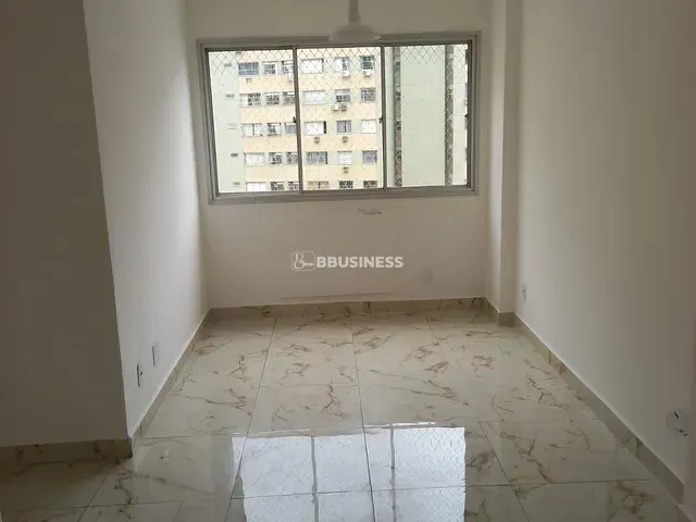 Apartamento 2 quartos e 1 banheiro, para alugar, no bairro Centro em Campos dos Goytacazes