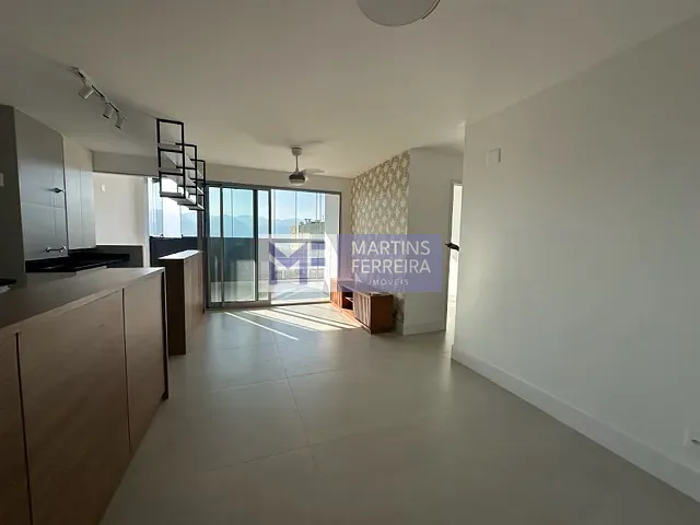 Apartamento 2 quartos e 2 banheiros, à venda, no bairro Recreio dos Bandeirantes em Rio de Janeiro